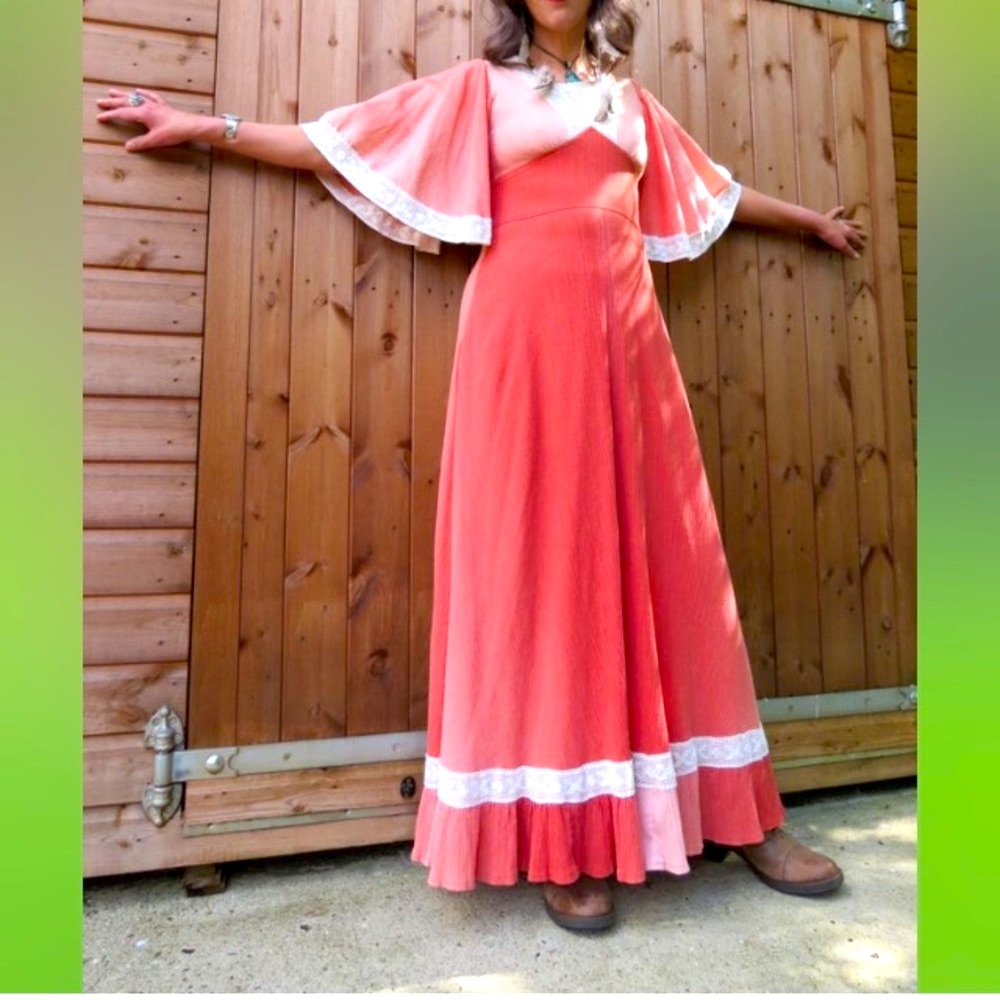 Two-Tone Peachy Vintage Maxi Dress Ivor Allen